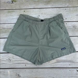 Patagonia Baggies 5 in. Inseam Green Women’s
